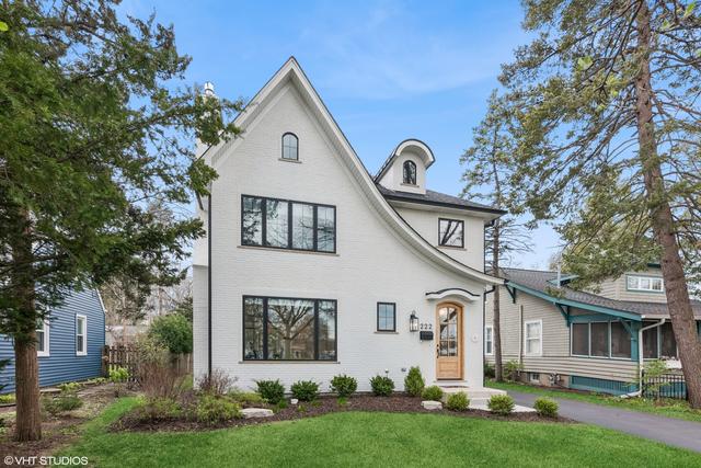 222 Logan Ave., Geneva, IL 60134
