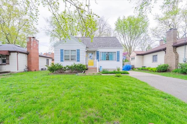 1012 N Linden St., Normal, IL 61761