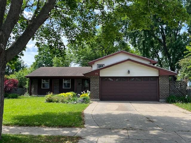 71 Faringdon Dr., Crystal Lake, IL 60014