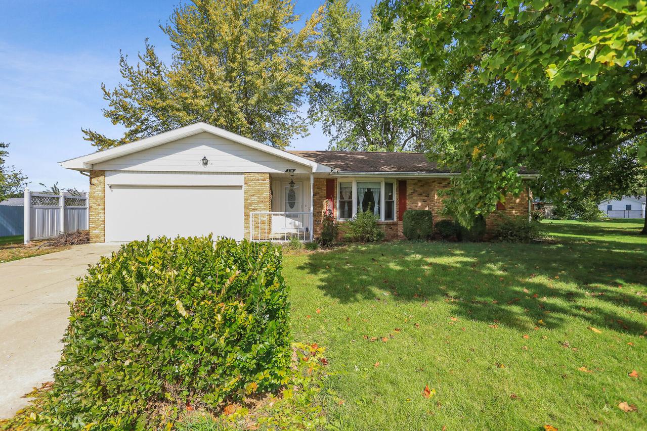 310 W Jefferson St., Pesotum, IL 61863