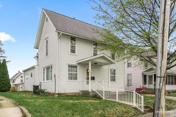 222 W Chamberlin St., Dixon, IL 61021
