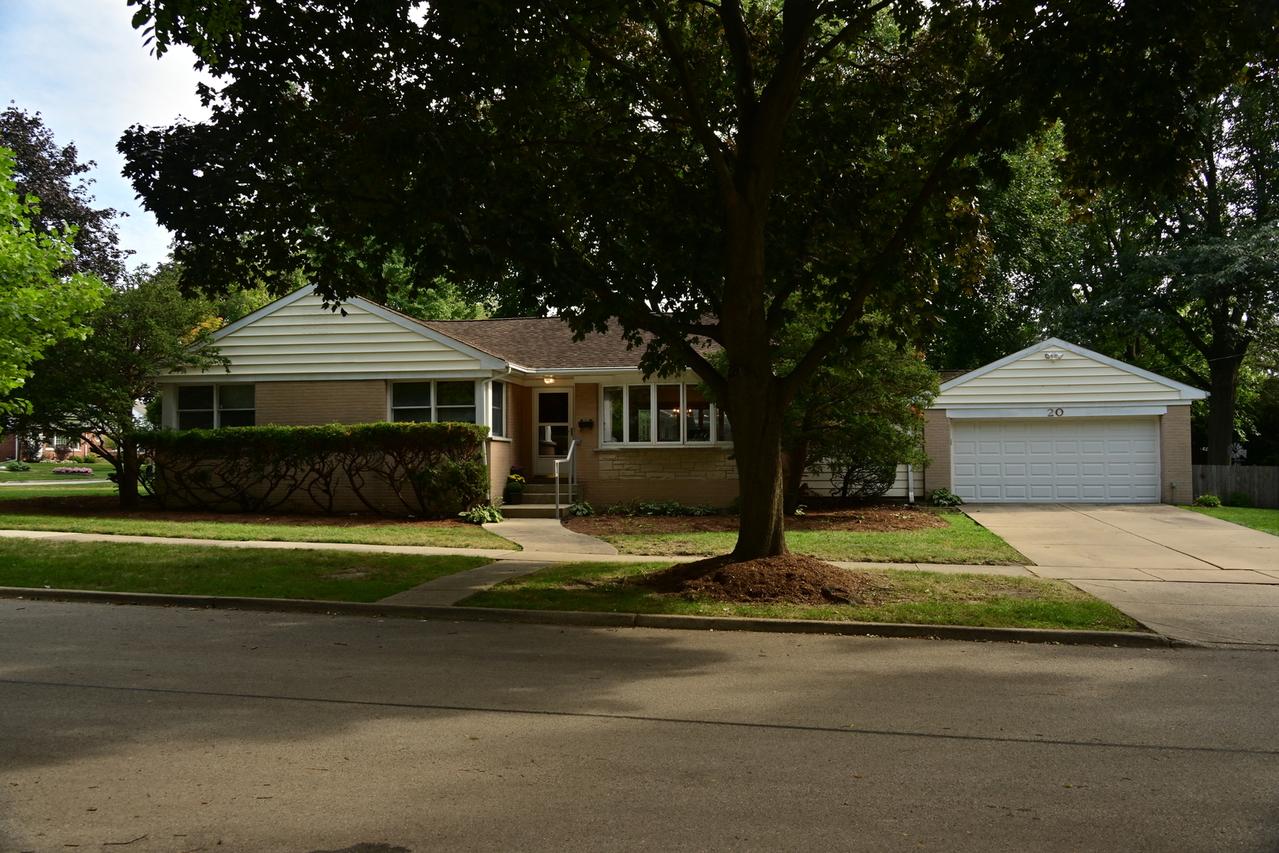 20 N Waverly St., Mount Prospect, IL 60056
