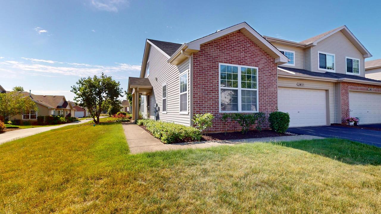 341 Capitol Dr. #D, Sugar Grove, IL 60554