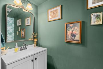 229 Kathryn Ln., North Aurora, IL 60542