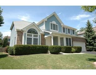 17 Fernwood Ct., Cary, IL 60013