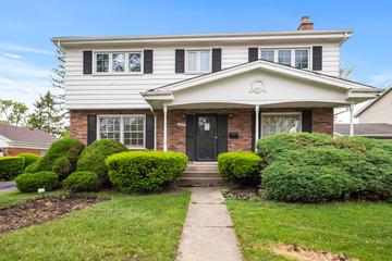 754 Ash St., Flossmoor, IL 60422