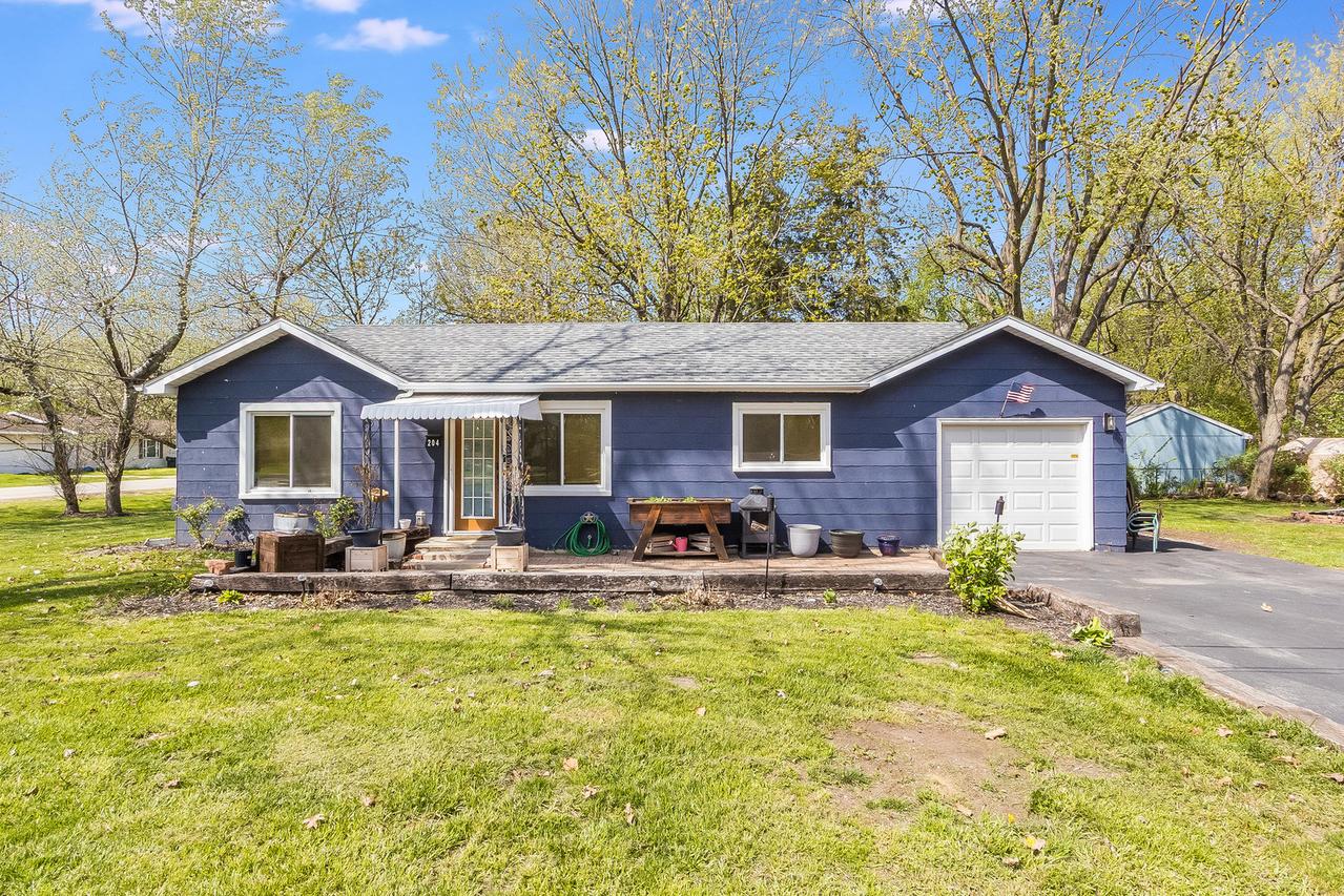 [Address Unavailable], Braidwood, IL 60408