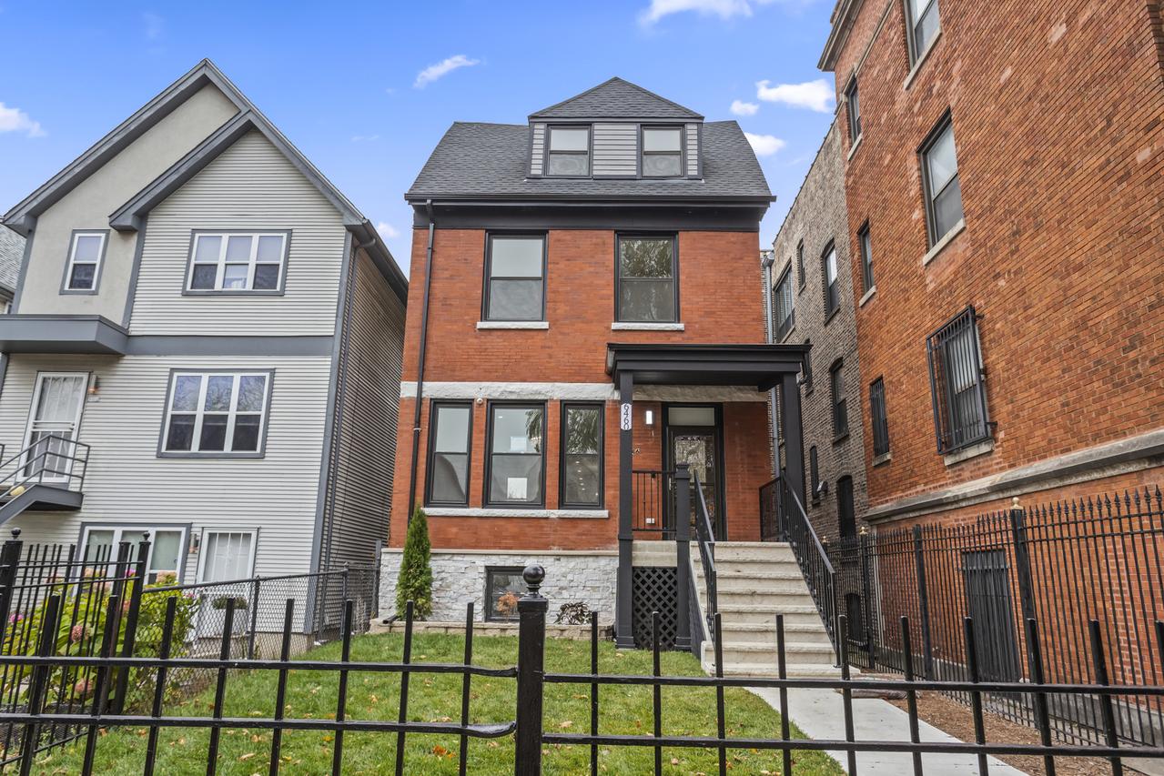6460 S Kenwood Ave., Chicago, IL 60637