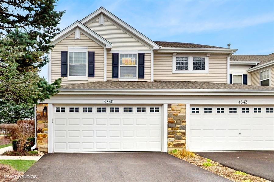 4340 Waters Edge Dr., Island Lake, IL 60042
