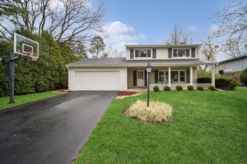 1801 Ellendale Dr., Northbrook, IL 60062