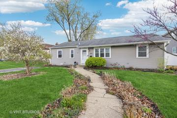 207 W Quincy St., Westmont, IL 60559