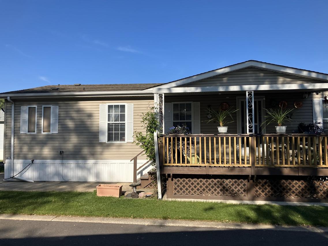 6801 S La Grange Rd. #D17, Hodgkins, IL 60525