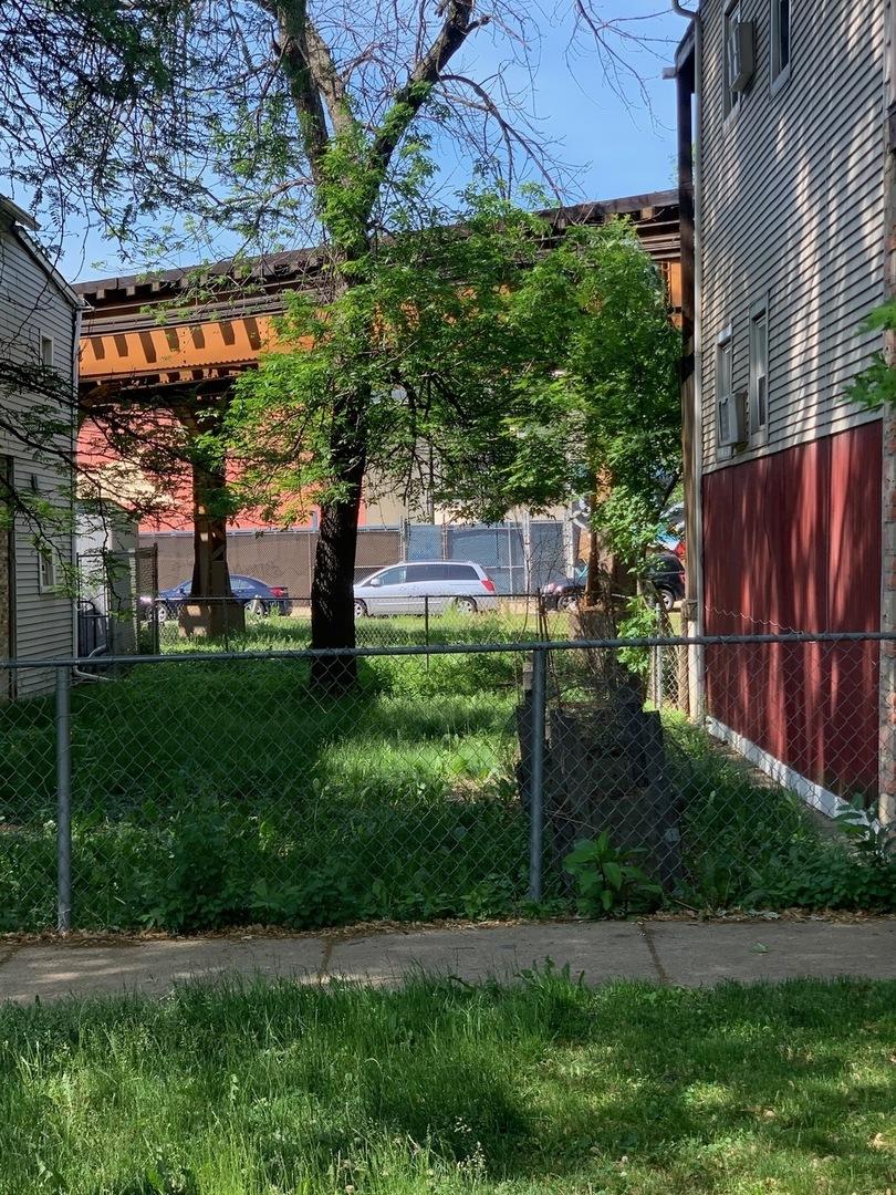 2856 W Belden Ave., Chicago, IL 60647