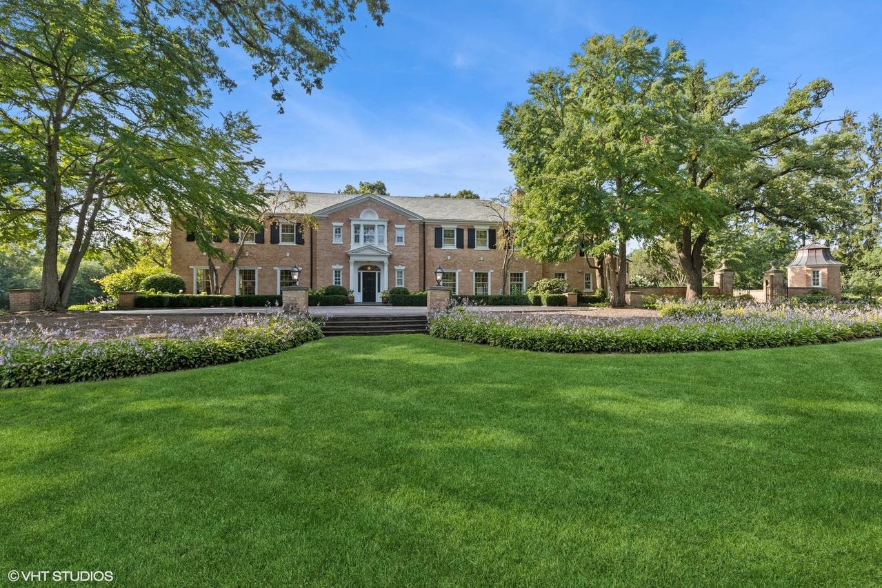 2020 Knollwood Rd., Lake Forest, IL 60045
