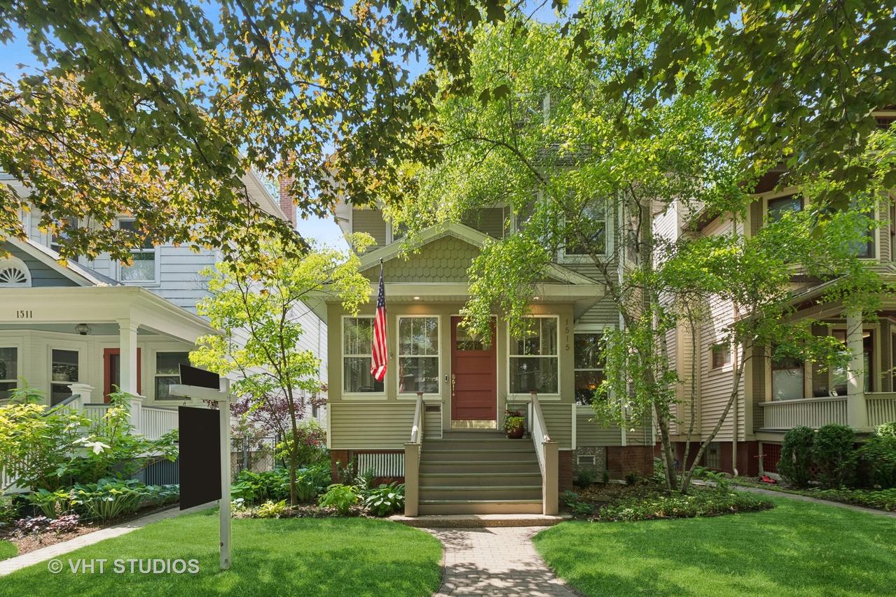 1515 W Glenlake Ave., Chicago, IL 60660