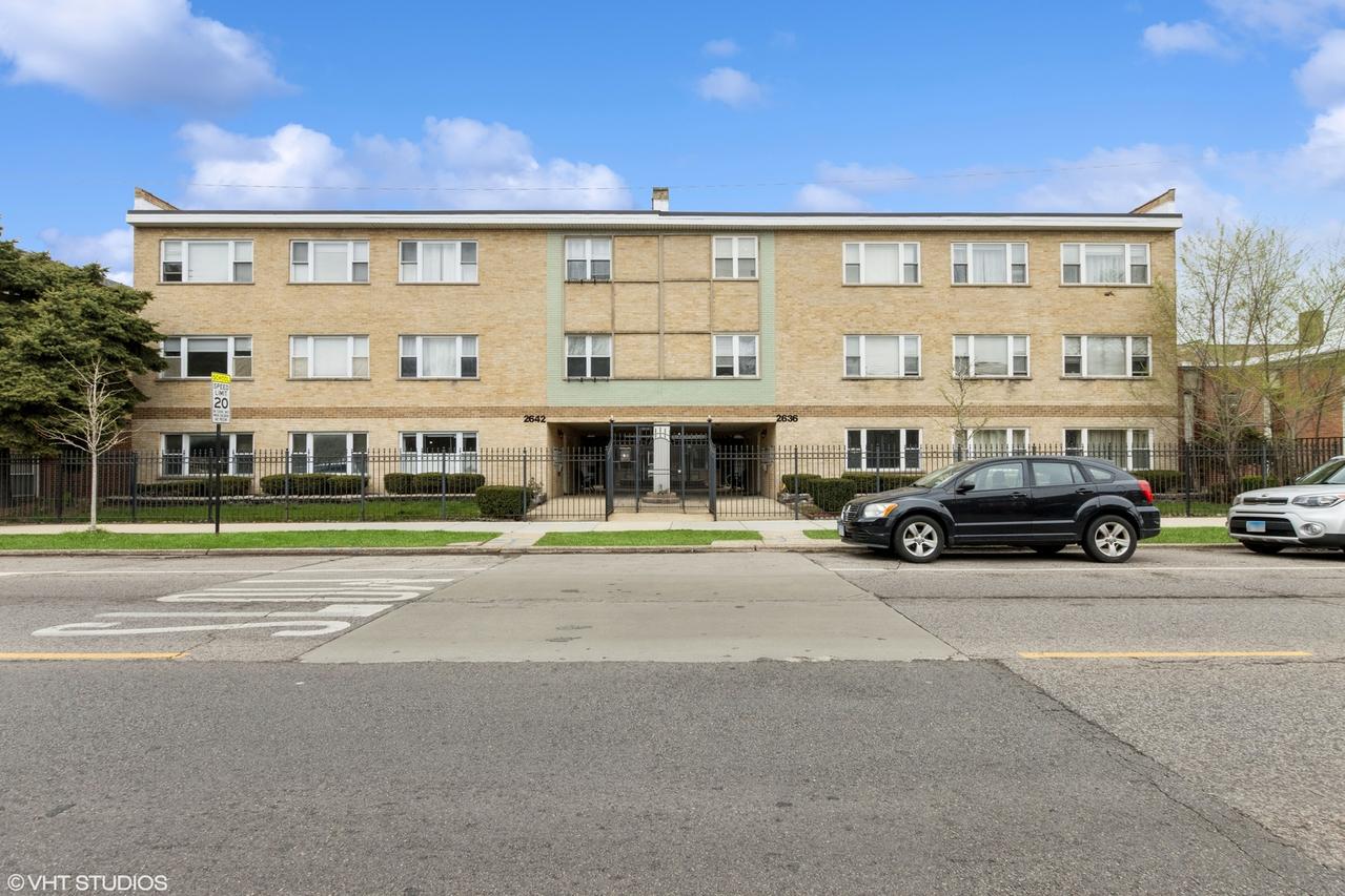 2642 W Foster Ave. #304, Chicago, IL 60625