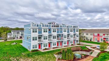 41 Waterside Way #e, Ottawa, IL 61350