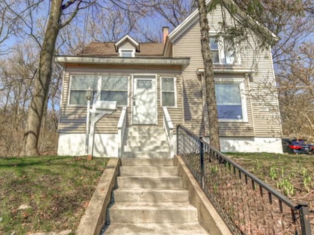 402 N Main St., Algonquin, IL 60102