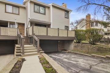 3104 Antelope Springs Rd., Northbrook, IL 60062