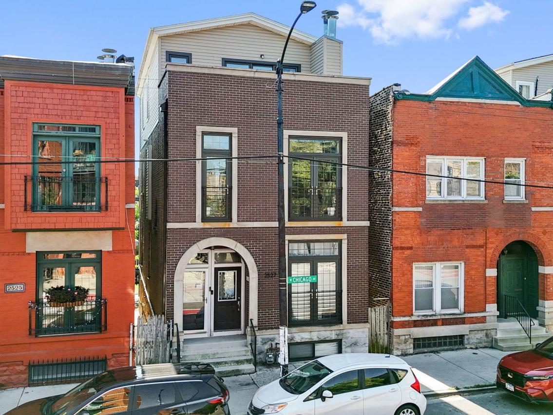 2527 W Chicago Ave. #2, Chicago, IL 60622