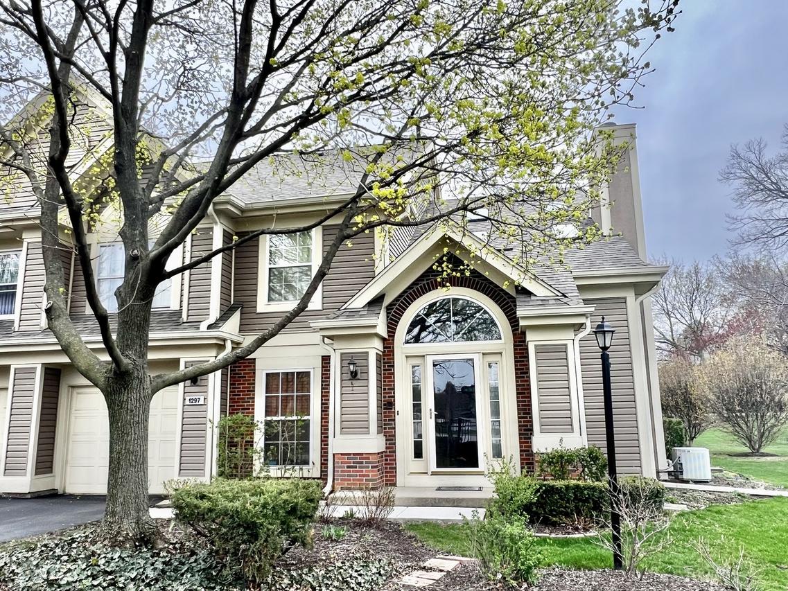 1297 Old Mill Ln., Elk Grove Village, IL 60007