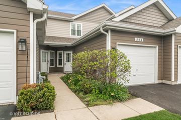 544 Woodhaven Dr., Mundelein, IL 60060