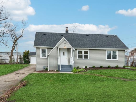 New Homes with Master Bedrooms on the 1st Floor in Round Lake Beach: April 19th to April 25th