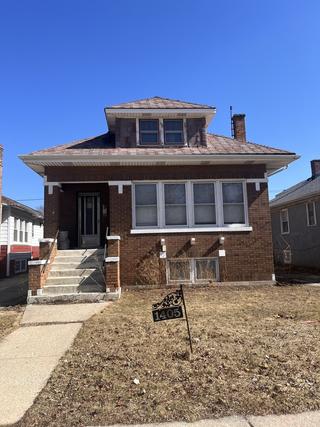 1405 S 17th Ave., Maywood, IL 60153