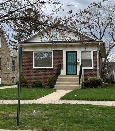 2014 S 7th Ave., Maywood, IL 60153