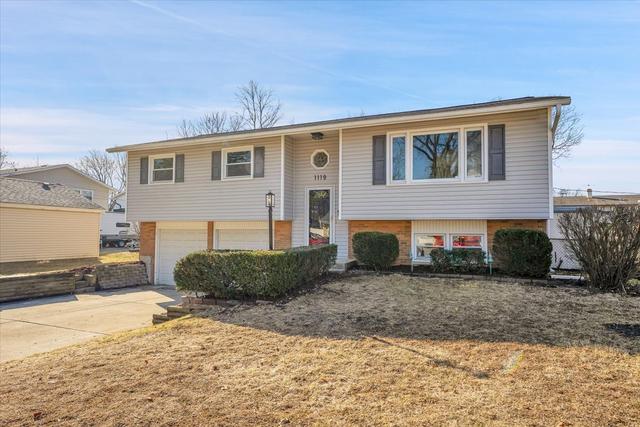 1119 E Dogwood Ln., Mount Prospect, IL 60056