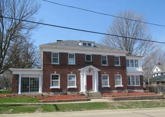 2 N Harlem Ave., Freeport, IL 61032