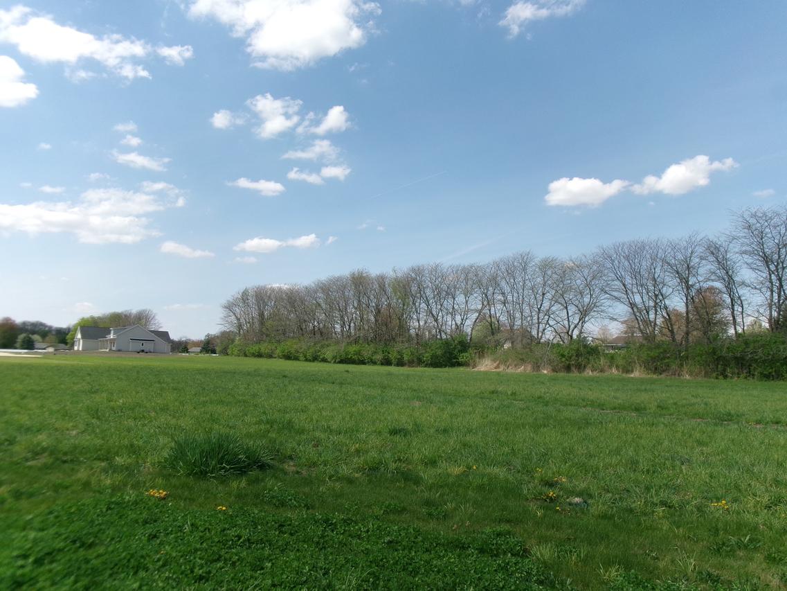 710 Arrowhead Dr., North Utica, IL 61373