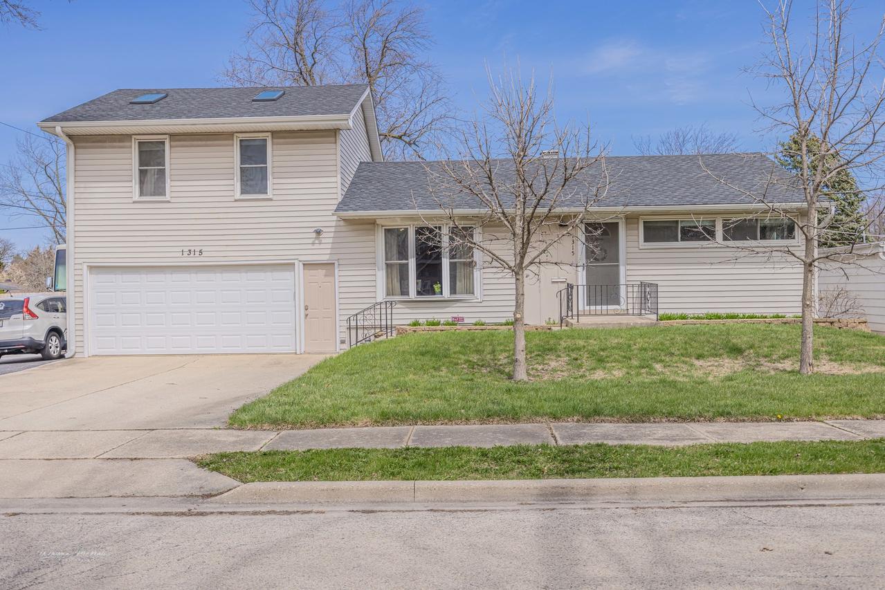 1315 Dellmar Ave., Joliet, IL 60435