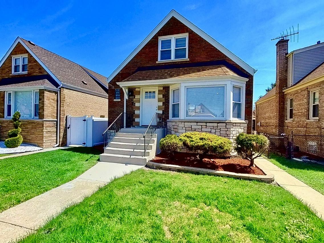 8033 S Troy St., Chicago, IL 60652
