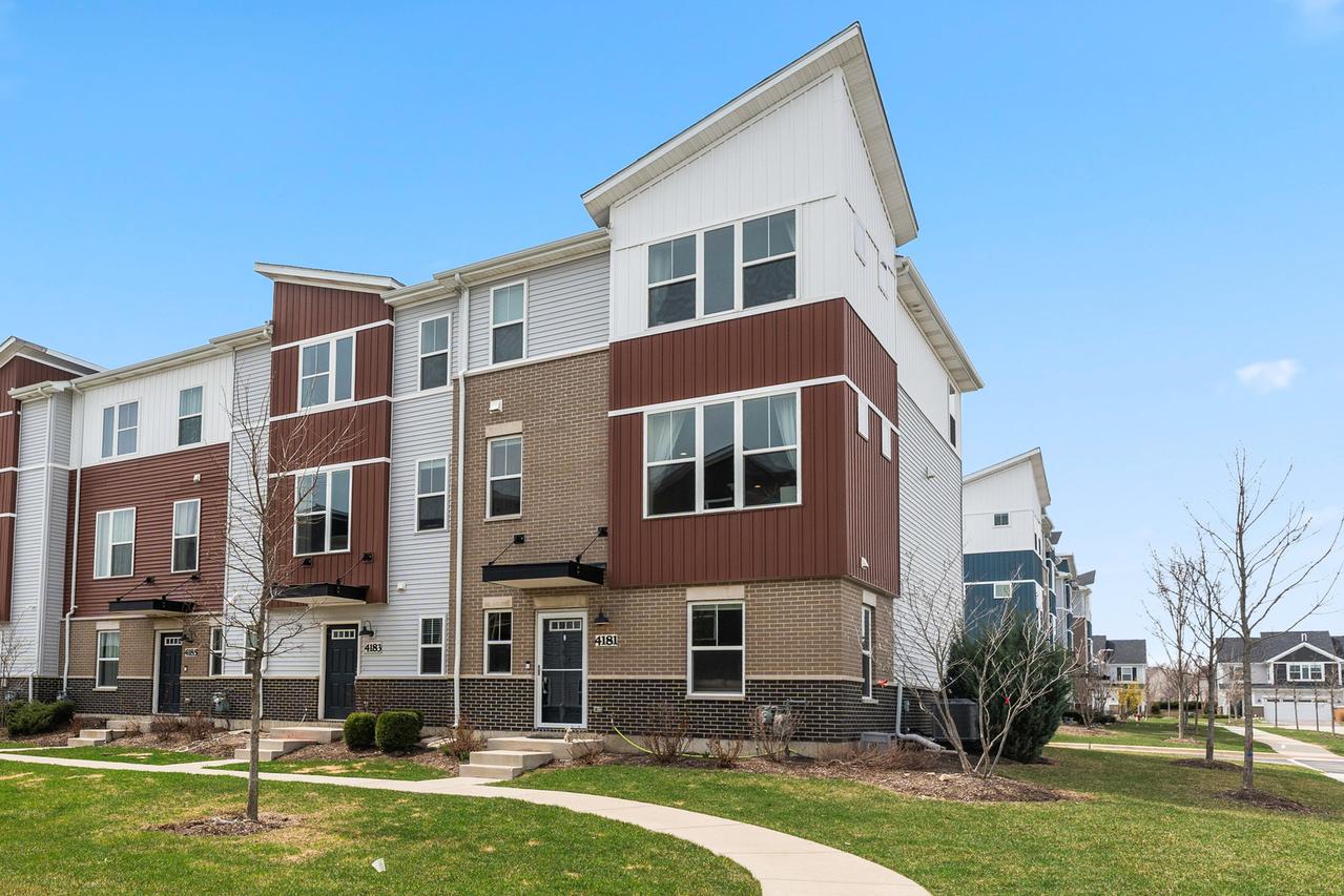 4181 Calder Ln., Aurora, IL 60504