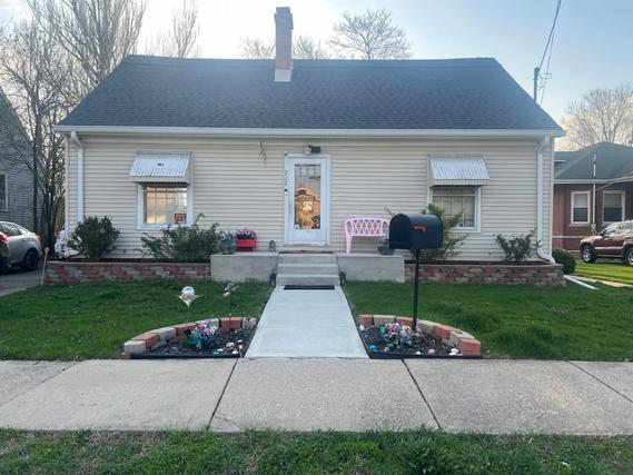 717 Garland Pl., Des Plaines, IL 60016