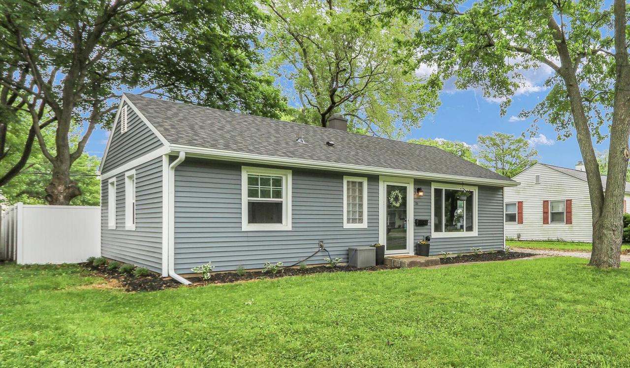 1304 Briarcliff Dr., Urbana, IL 61801