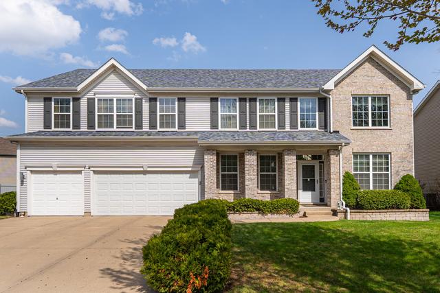 405 Blue Heron Cir., Bartlett, IL 60103