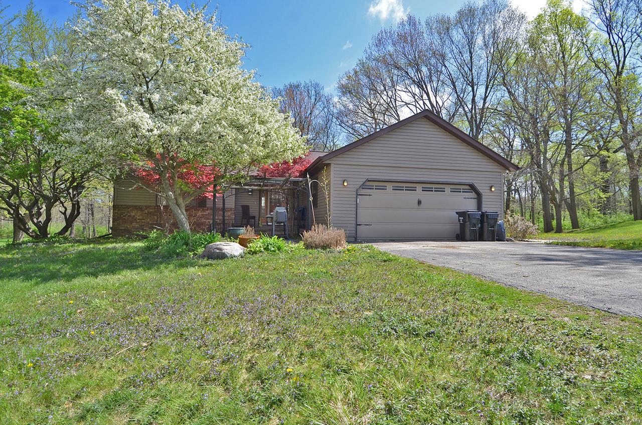 2708 E 1959th Rd., Ottawa, IL 61350