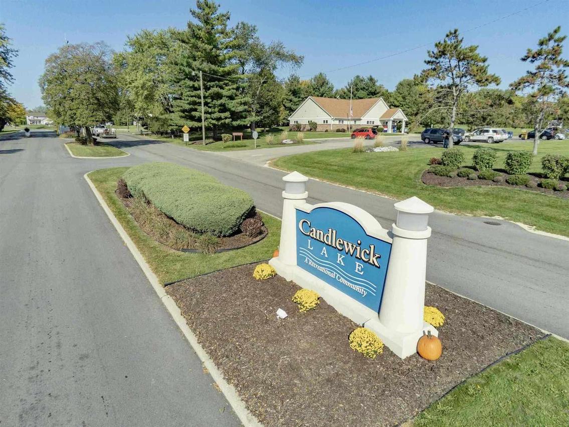111 Brandywine Dr., Poplar Grove, IL 61065