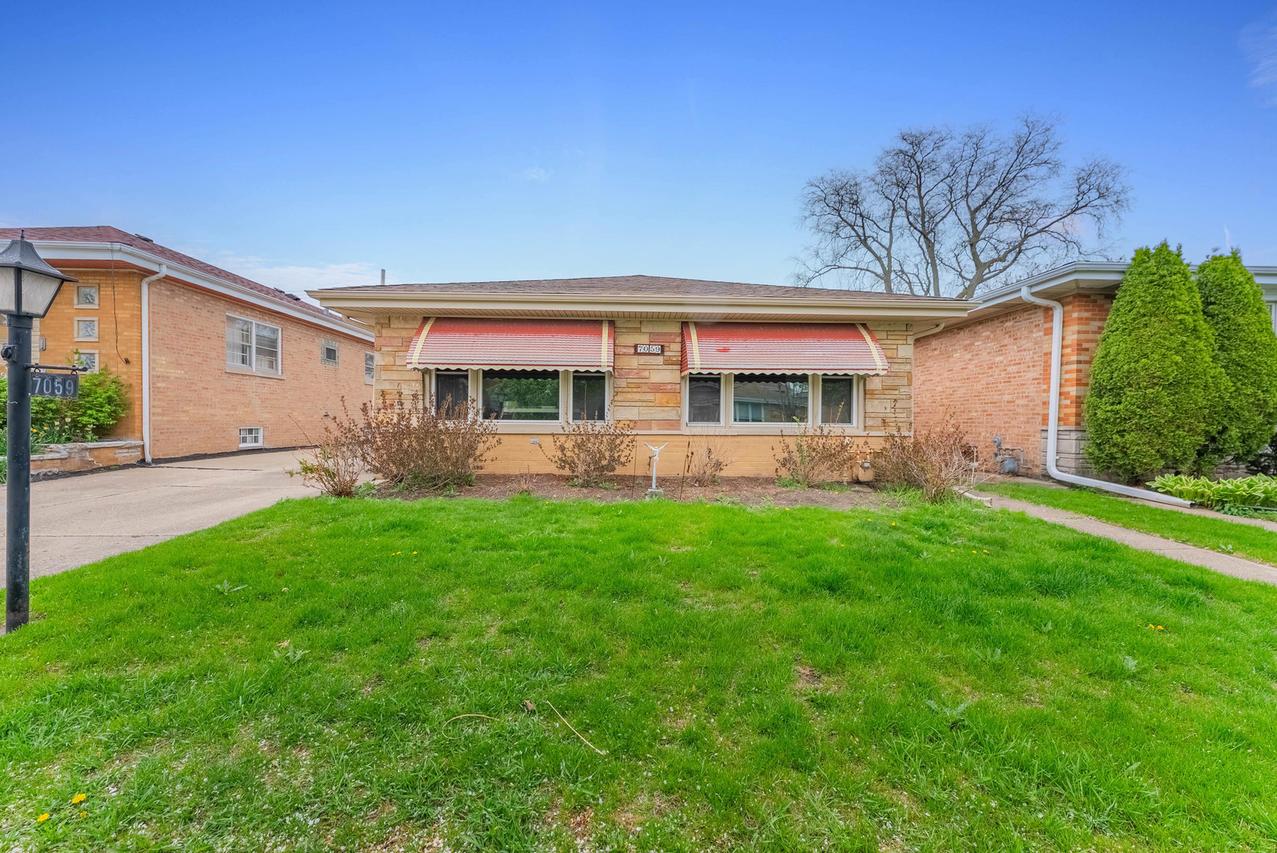 7059 N Ottawa Ave., Chicago, IL 60631