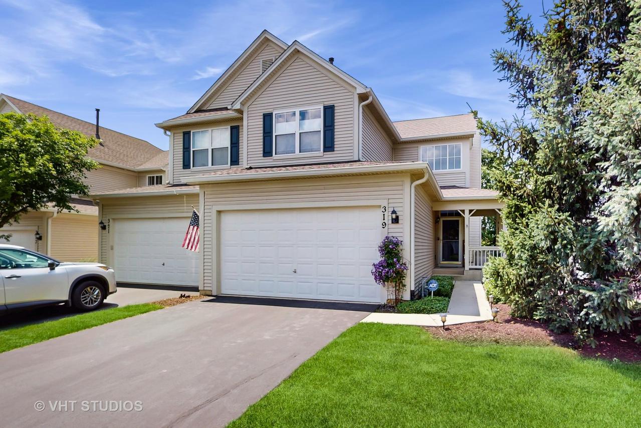 319 Fairmont Ct., St. Charles, IL 60175