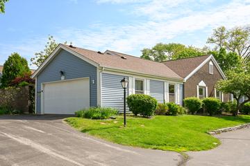 938 Dartmouth Dr., Wheaton, IL 60189