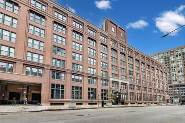 411 W Ontario St. #311, Chicago, IL 60654