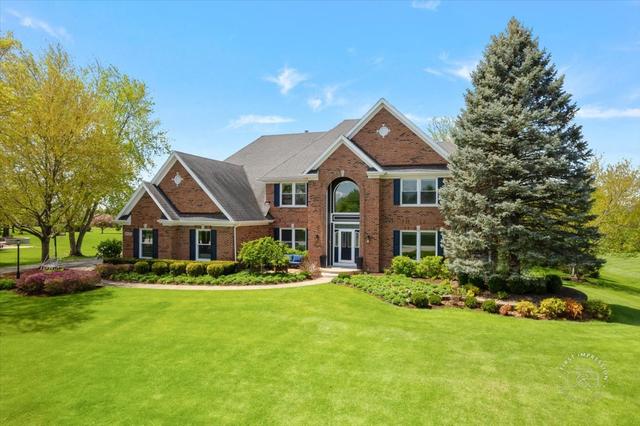 6N372 E Ridgewood Dr., St. Charles, IL 60175