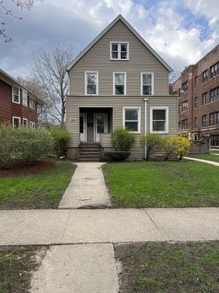 1323 Washington St., Evanston, IL 60202