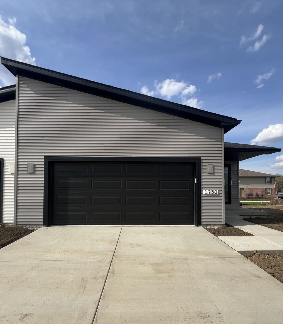 1730 Millstone Dr., Normal, IL 61761