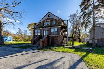 1519 172nd St., East Hazel Crest, IL 60429