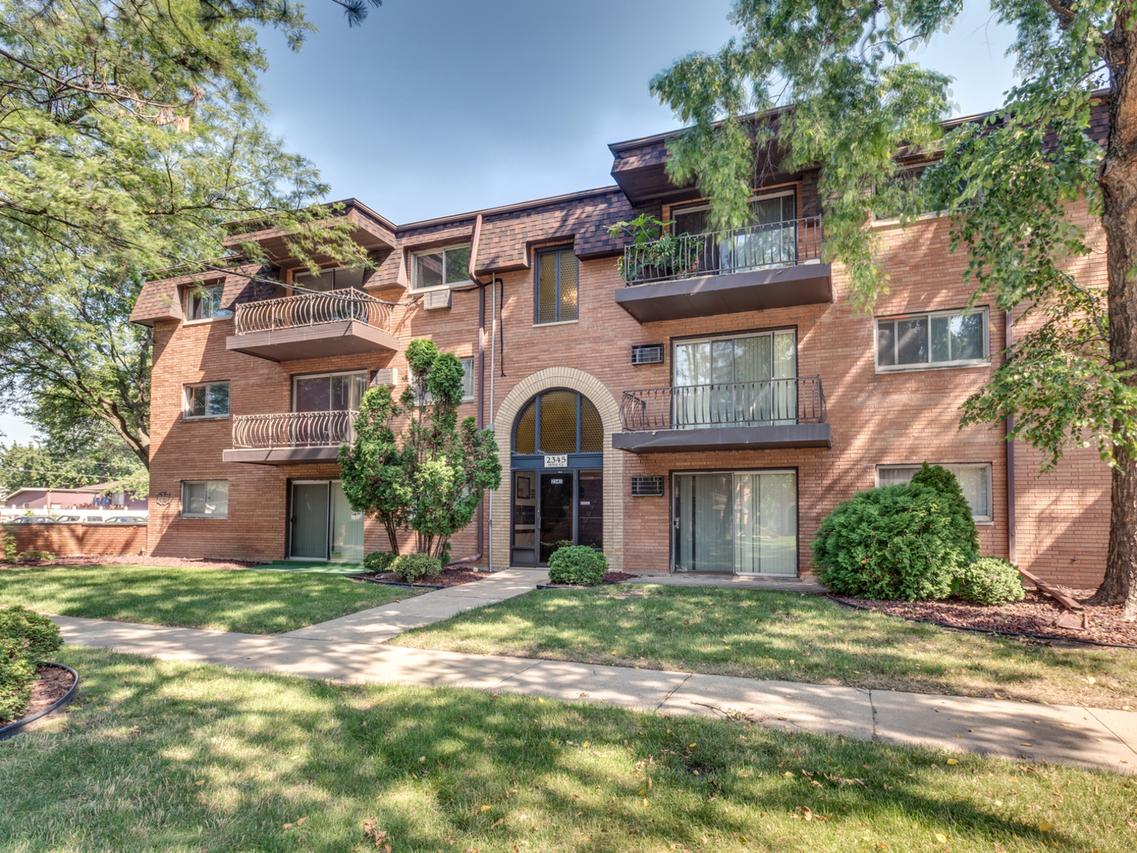 2345 185th Ct. #25, Lansing, IL 60438