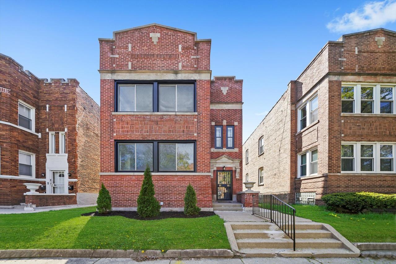 8232 S Sangamon St., Chicago, IL 60620